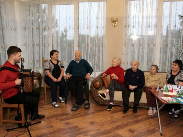 постояльцы Загородный пансионат для пожилых людей Живица
